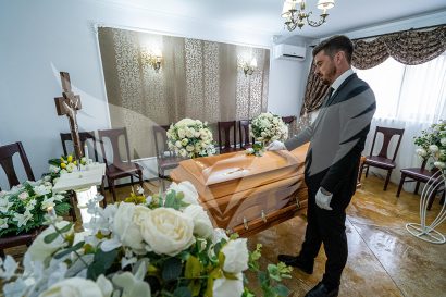 servicii funerare botosani complete si non stop, pompe funebre botosani non stop, agentie funerara din botosani non stop